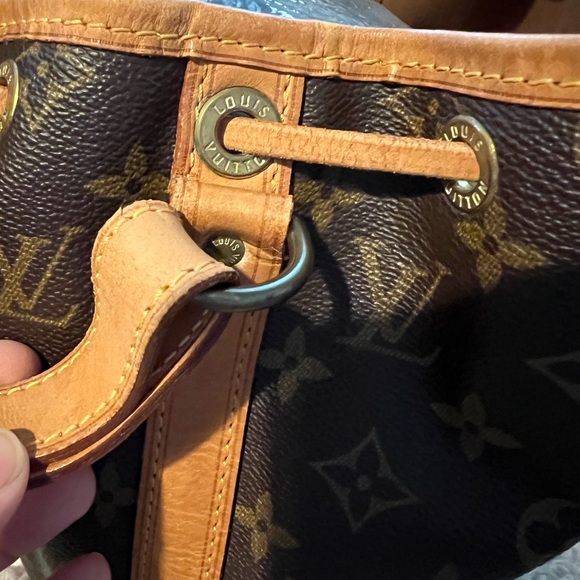 Louis Vuitton Noe Monogram Bucket shoulder bag - Picture 14 of 15